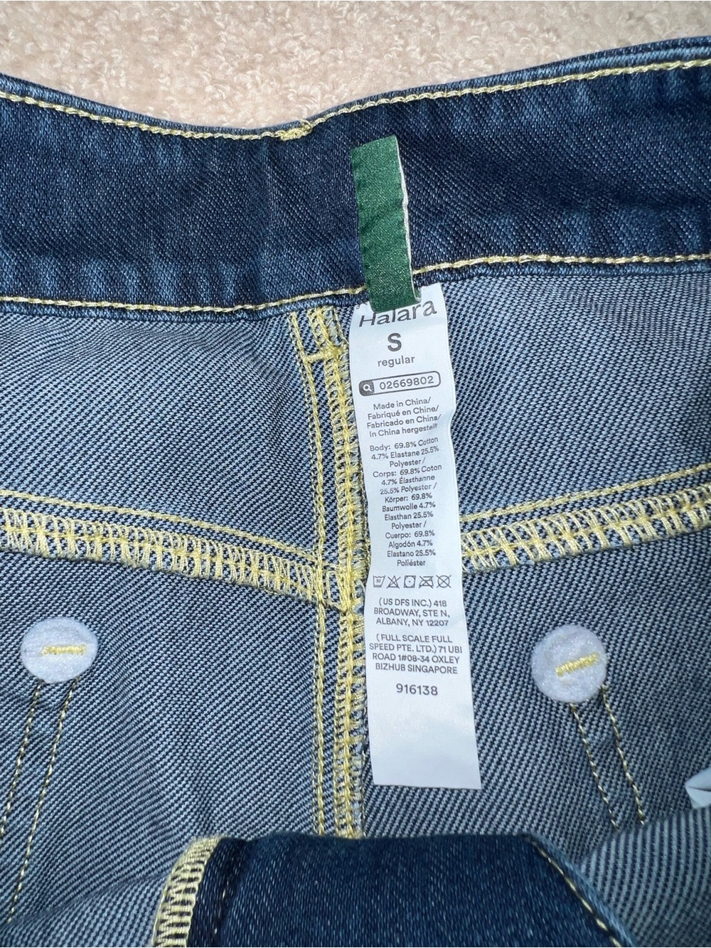 EUC Halara Asymmetric Waist Wide Leg Jeans - Picture 4 of 6